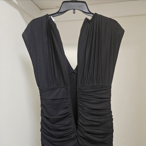 ELLIATT LORI PLUNGE NECK RUCHED SHEATH FORMAL DRESS WOMEN'S SIZE SMALL - Picture 13 of 16